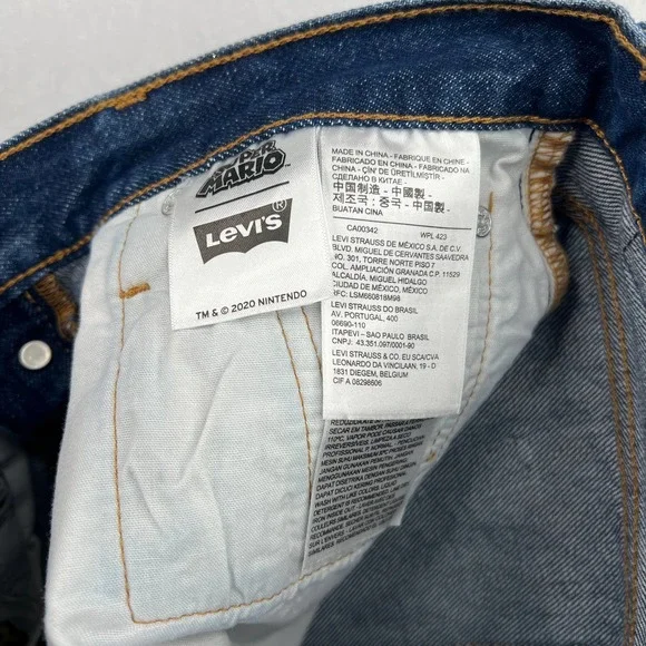 Levi's x Super Mario Women's 501 High Rise Shorts Size 24 - Picture 5 of 8